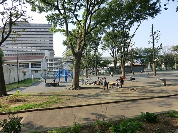 横浜市南区中村町４丁目の中古一戸建て(中村公園)