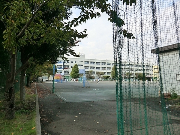 港北区大倉山4丁目(横浜市立大綱小学校)