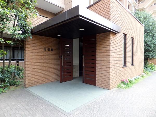 港北ニュータウンイオ６番館