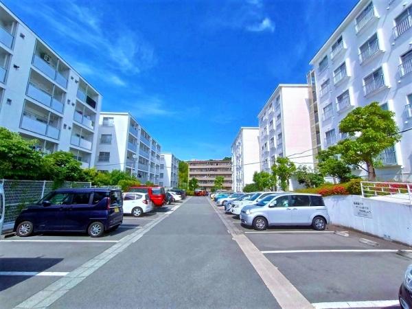 横浜ハイタウン3号棟