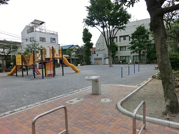 横浜市南区榎町１丁目の中古一戸建て(東蒔田第二公園)
