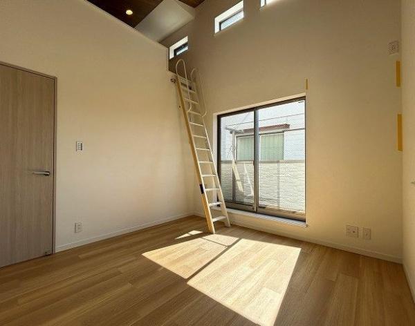 横浜市西区久保町の中古一戸建て