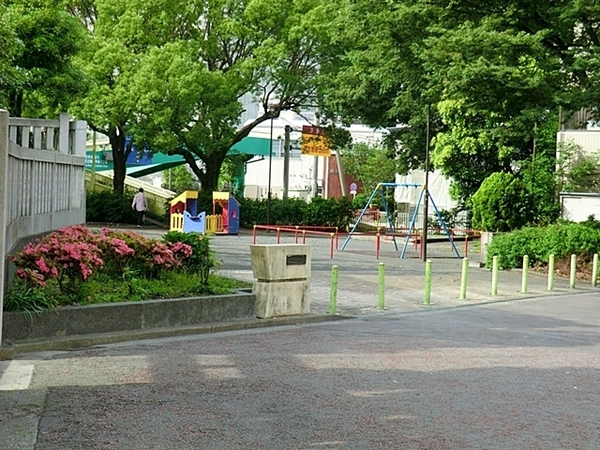 グランドメゾン鶴見(鶴見神社公園)