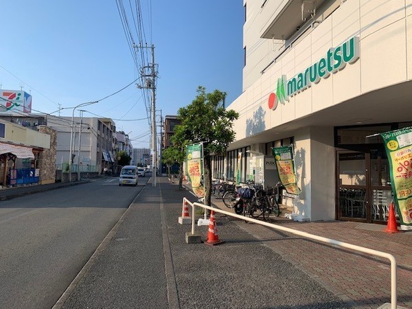 ロイヤルコート上大岡(マルエツ横浜最戸店)
