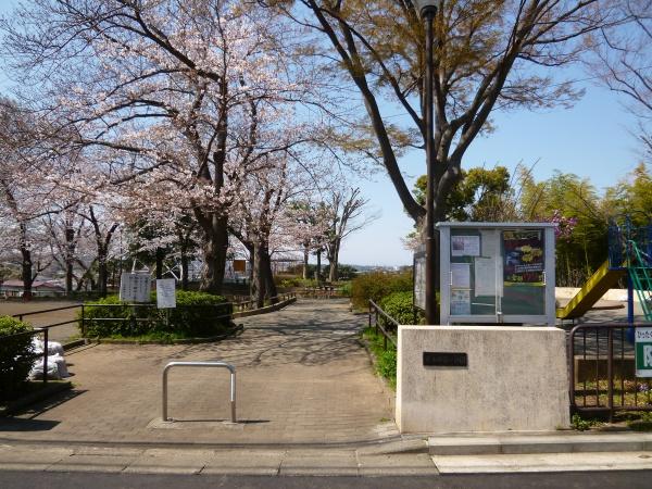 ライオンズガーデン鴨居(東本郷第一公園)