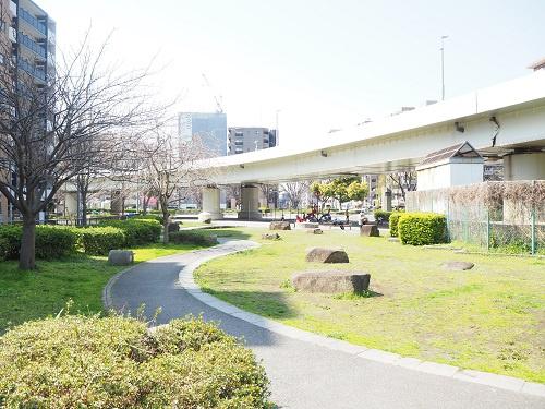 リブゼ横浜サザンシティ(阪東橋公園)