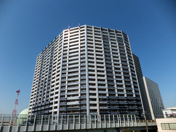 ヨコハマタワーリングスクエアザ・イースト