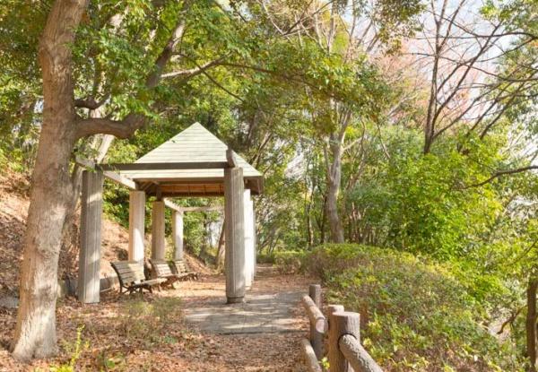 セントラル中川(烏山公園)