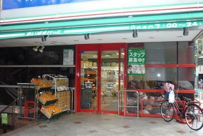 D'scourt白楽3(まいばすけっと白楽駅前店)