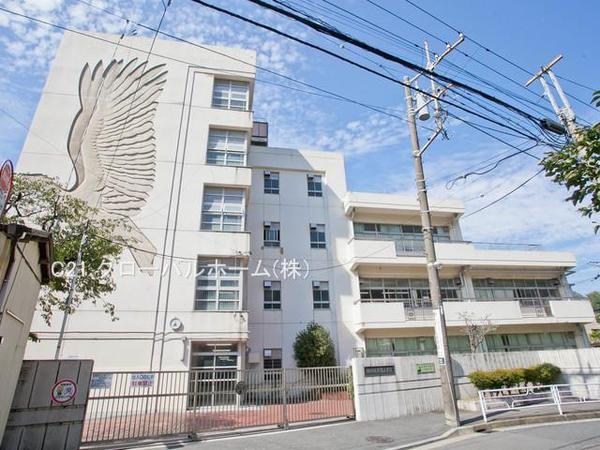 中区本郷町3丁目(横浜市立大鳥小学校)