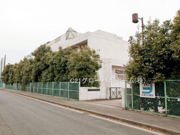 港北区高田西1丁目(横浜市立高田中学校)