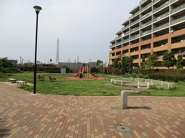 クレストフォルム横浜リヴァシス(上末吉二丁目第二公園)