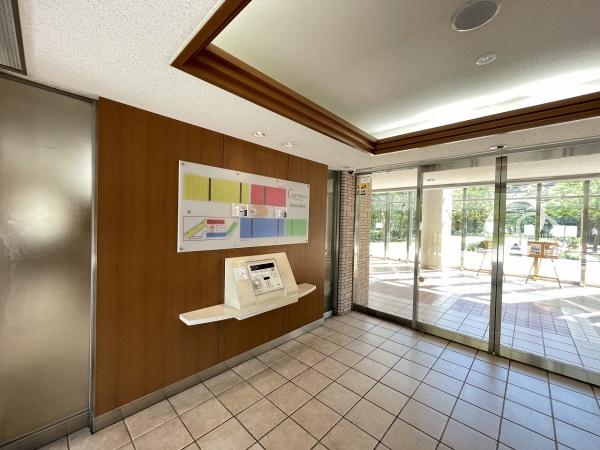 ライオンズマンションセントワーフ横濱