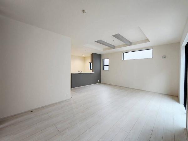 リーブルガーデン緑区鴨居4丁目全3棟　3号棟