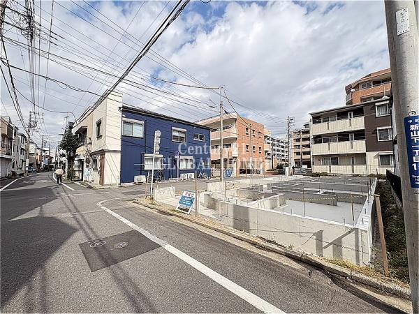 中区新山下1丁目全2棟　2号棟