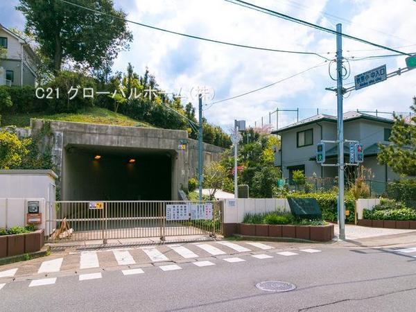 横浜市戸塚区名瀬町の土地(横浜市立秋葉小学校)