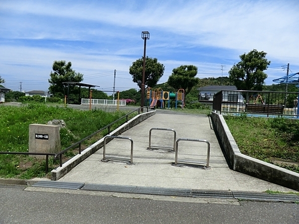 栄区東上郷町(東上郷第一公園)