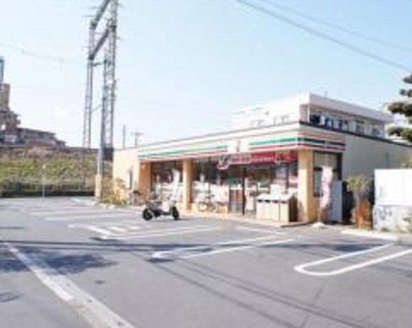 ライオンズマンション小岩第５(セブンイレブン江戸川西小岩3丁目店)
