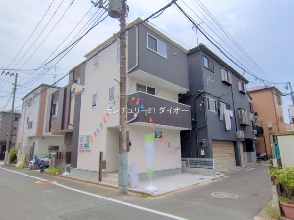 江戸川区鹿骨３丁目の新築一戸建