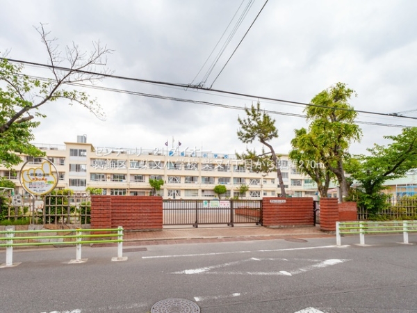 柴又4丁目1号棟(葛飾区立柴又小学校)
