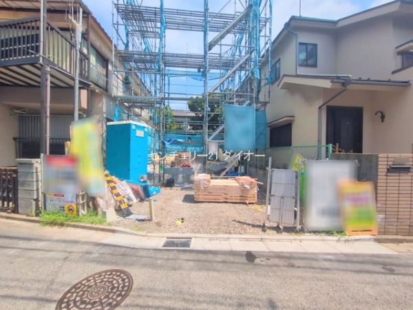江戸川区東小松川２丁目の新築一戸建