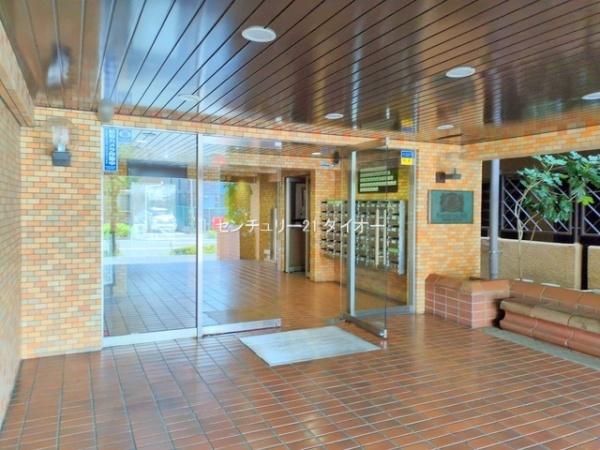 ライオンズマンション亀有リノベ(エントランス)