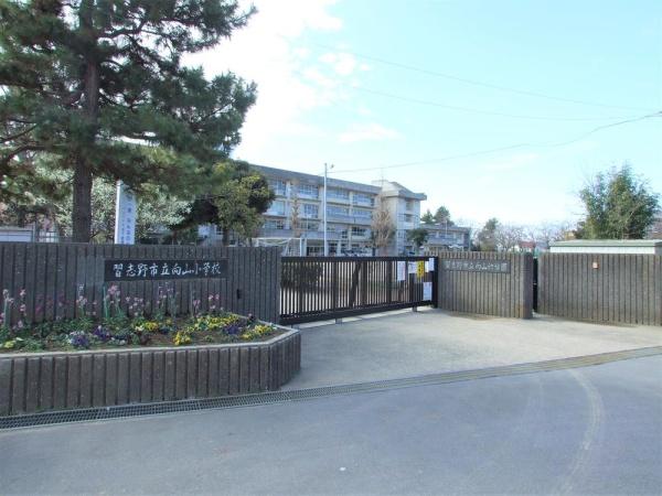 昭和コーポ谷津A棟(習志野市立向山小学校)