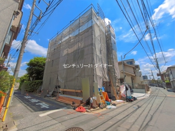 江戸川区東小松川２丁目の新築一戸建