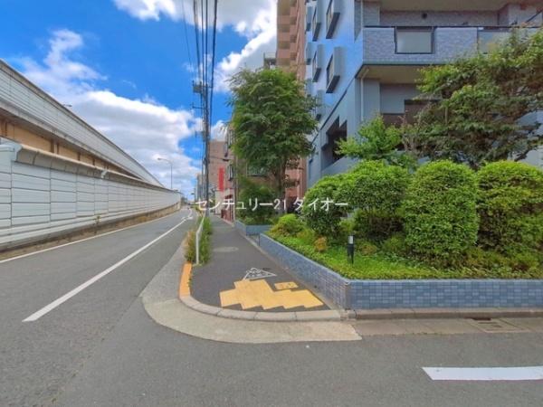 セザール篠崎駅前