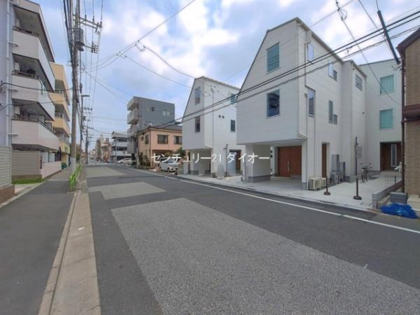 葛飾区西新小岩４丁目の新築一戸建