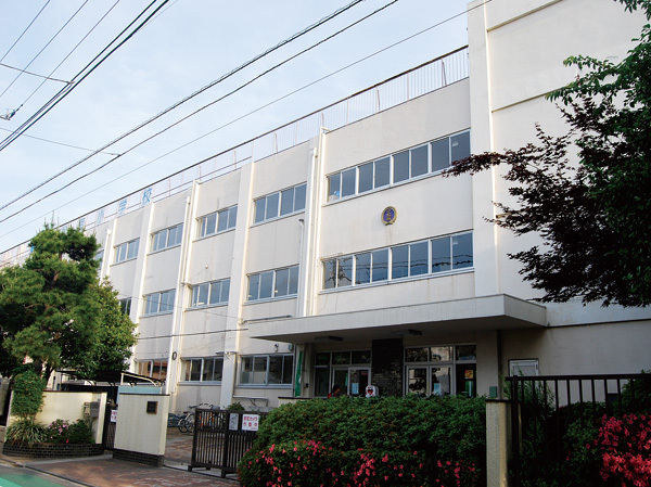 グランベル新小岩(葛飾区立小松南小学校)