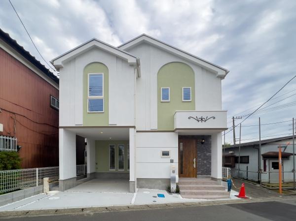 綾瀬市上土棚北３丁目の新築一戸建