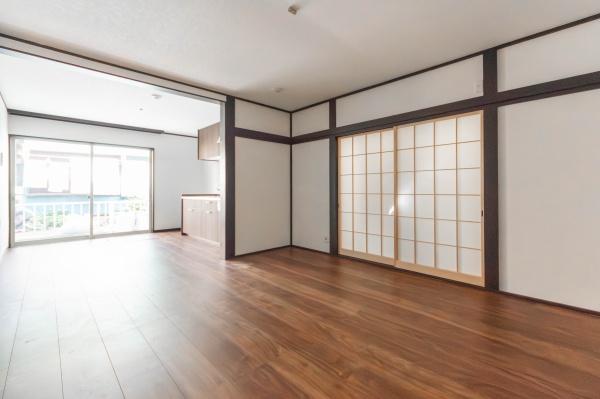 横浜市南区庚台の中古一戸建