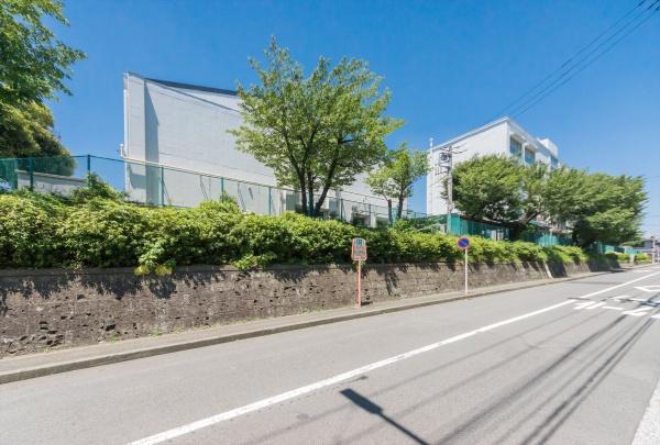 横浜市戸塚区平戸2丁目の土地(横浜市立境木中学校)