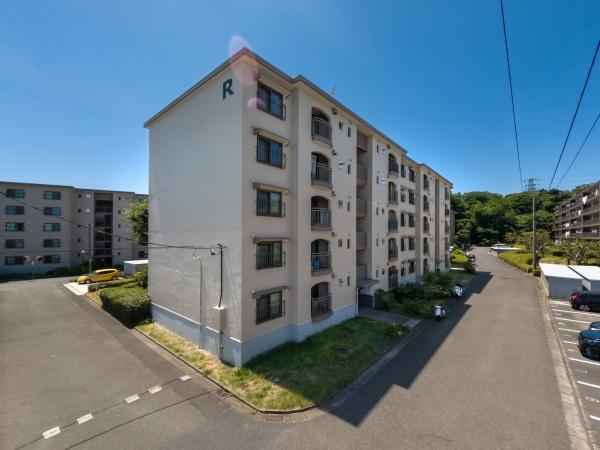 西部郊外マンション湘南鷹取台Ｒ棟