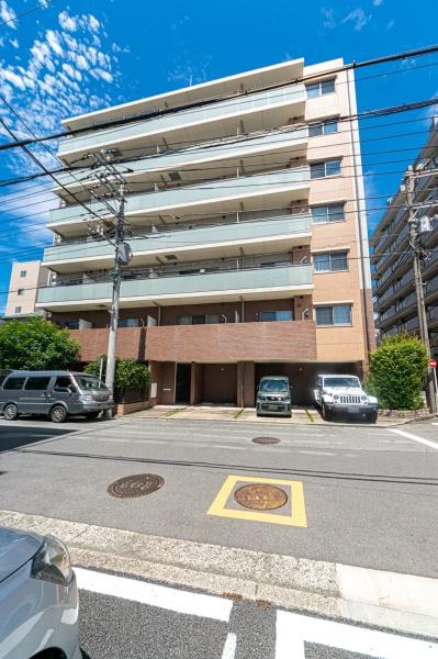 ＥｓＴＲＵＴＨ　Ｐｌｕｓ　ＨＩＧＡＳＨＩ　ＫＡＮＡＧＡＷＡ