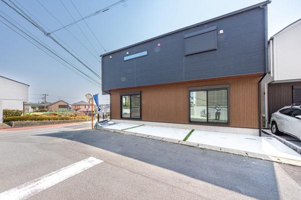 藤沢市善行２丁目の新築一戸建