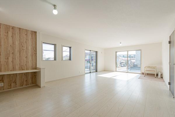 横浜市戸塚区戸塚町の新築一戸建
