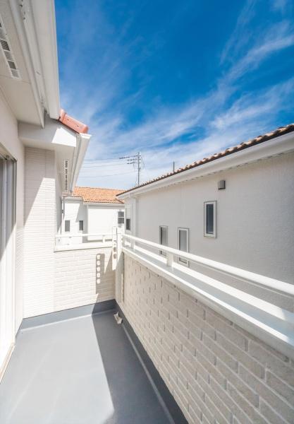 茅ヶ崎市今宿の中古一戸建て(バルコニー)