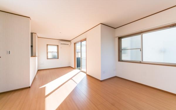藤沢市鵠沼松が岡２丁目の中古一戸建