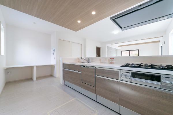 相模原市南区若松３丁目の新築一戸建