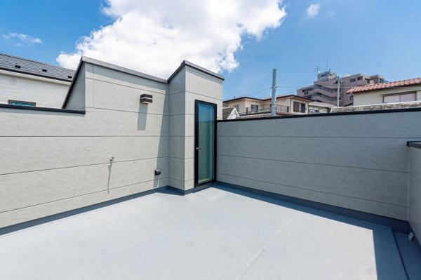横浜市南区三春台の新築一戸建