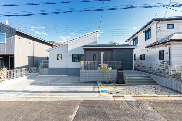 横須賀市湘南鷹取２丁目の新築一戸建
