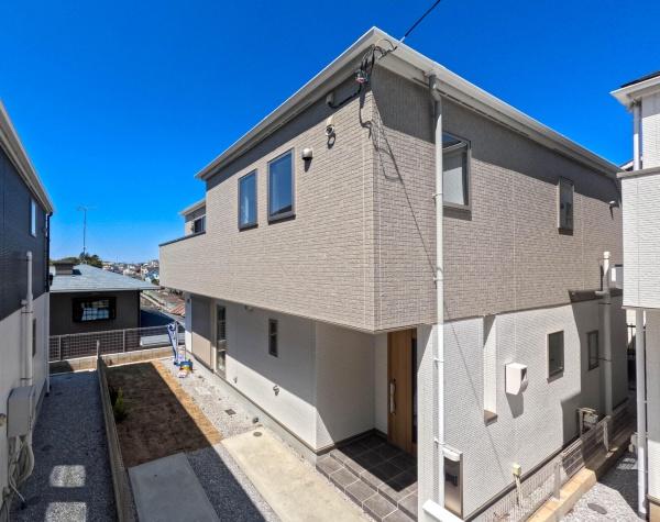 横浜市神奈川区菅田町の新築一戸建