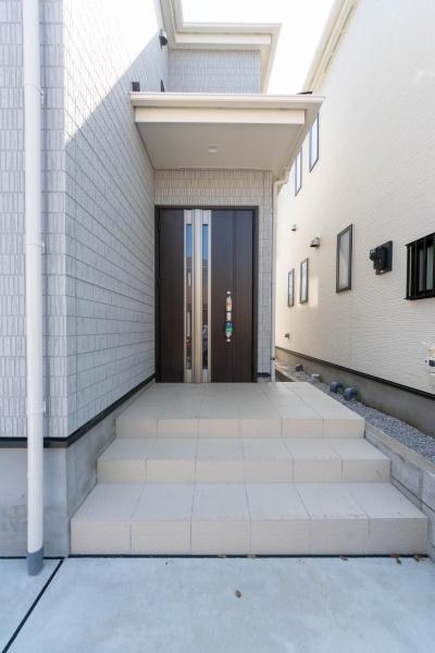 藤沢市鵠沼神明４丁目の新築一戸建