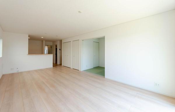 平塚市四之宮４丁目の新築一戸建