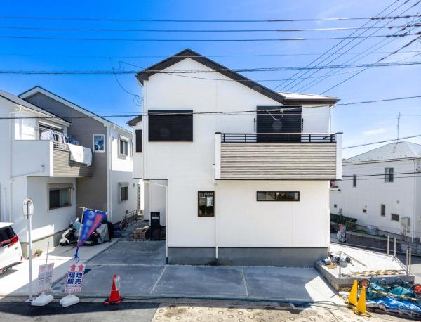 横浜市旭区白根８丁目の新築一戸建
