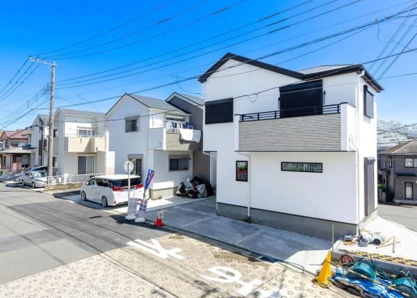 横浜市旭区白根８丁目の新築一戸建