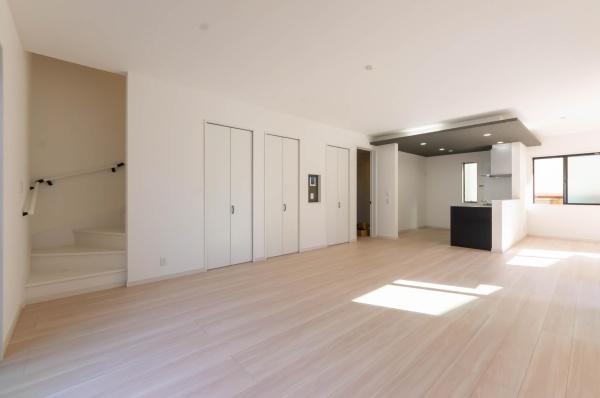 藤沢市本藤沢１丁目の新築一戸建