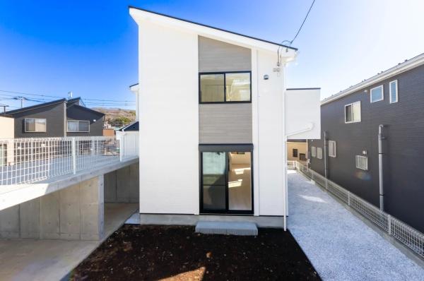 藤沢市本藤沢１丁目の新築一戸建